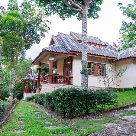 Mont Goei Pai Hotel Bagian luar foto