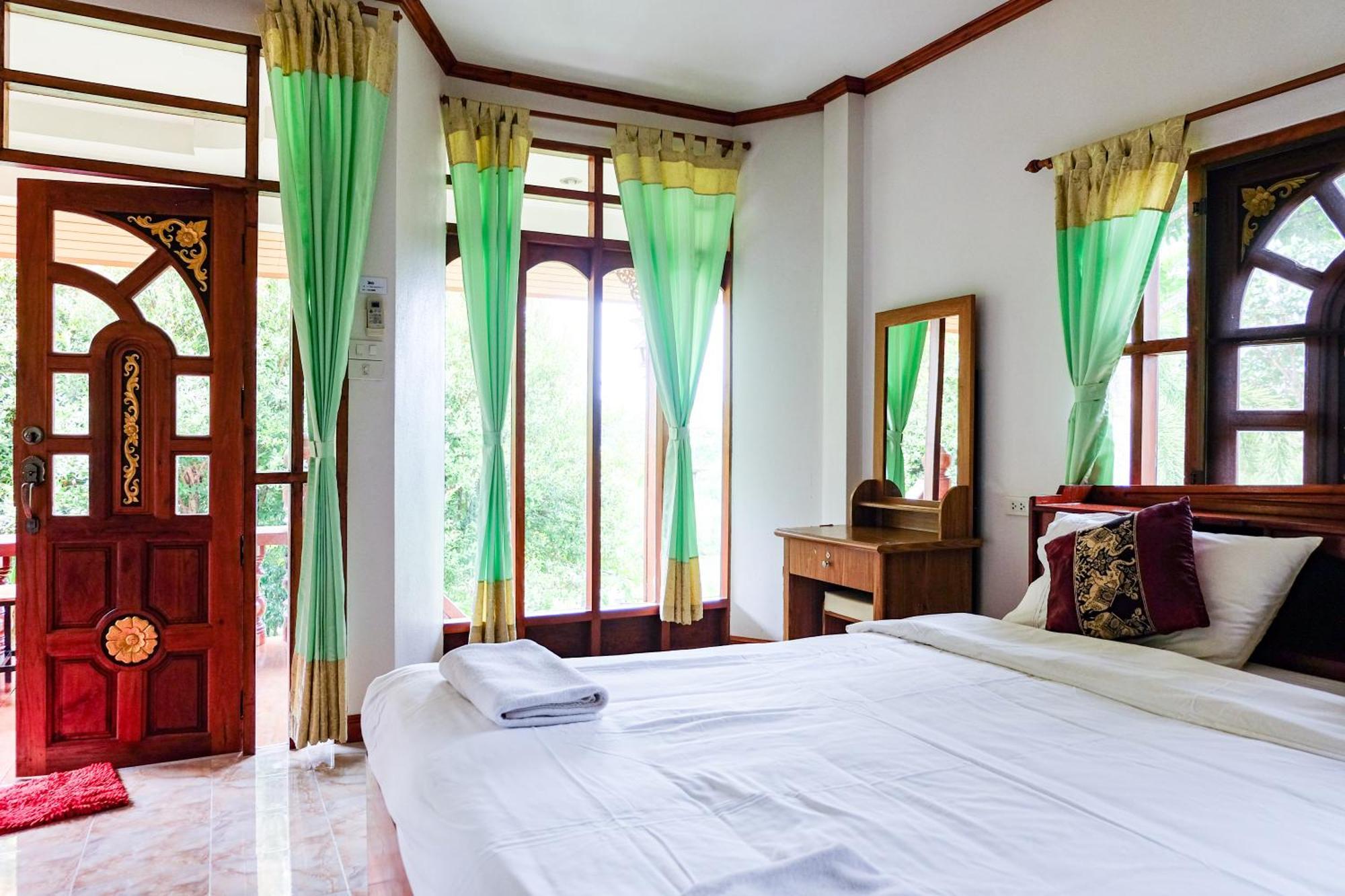 Mont Goei Pai Hotel Bagian luar foto