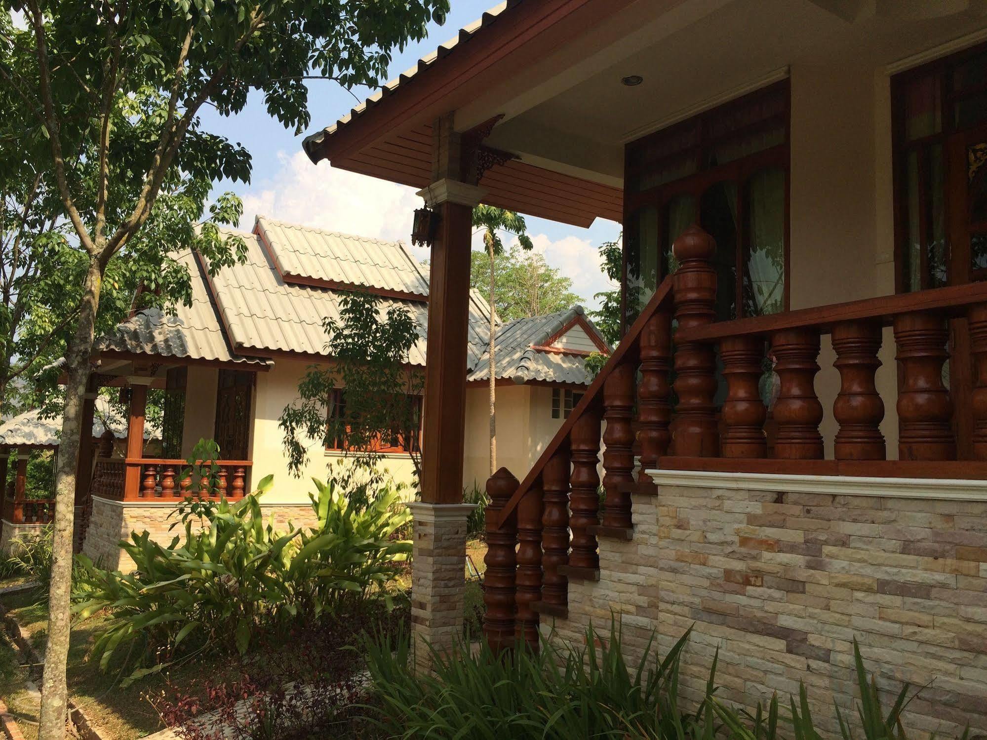 Mont Goei Pai Hotel Bagian luar foto